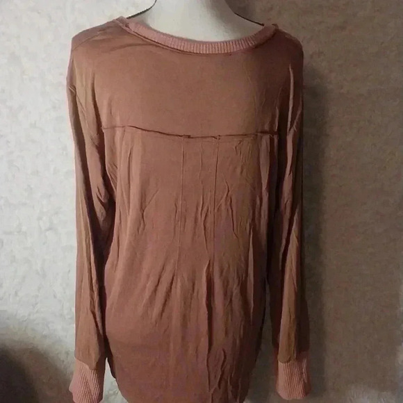 Brown and Tan French Terry Mixed Fabric Henley Top Size M - Picture 3 of 8